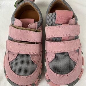 Froddo Kids Pink and Gray Sneakers